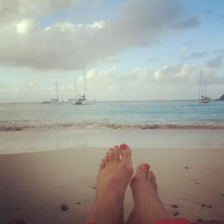 Lorie feet photo thumbnail