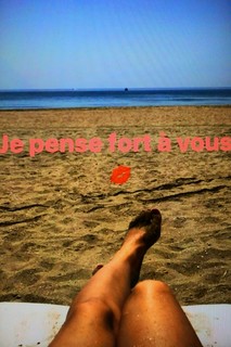 Lorie feet photo thumbnail