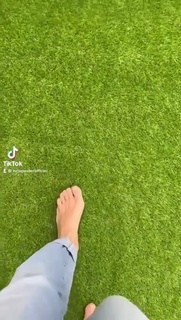 Lorie feet photo thumbnail