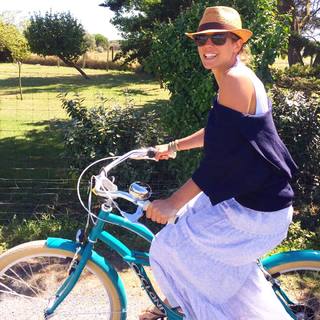 Lorie feet photo thumbnail