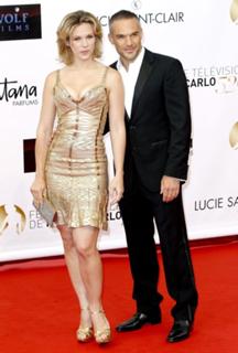 Lorie feet photo thumbnail