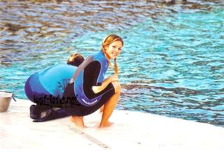 Lorie feet photo thumbnail