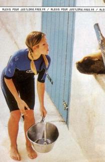 Lorie feet photo thumbnail