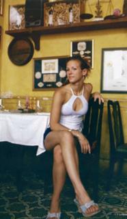 Lorie feet photo thumbnail