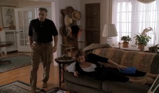 Lorraine Bracco feet photo thumbnail