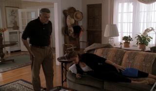Lorraine Bracco feet photo thumbnail