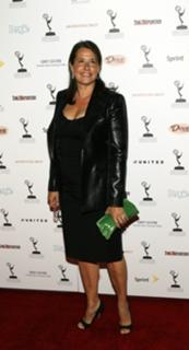 Lorraine Bracco feet photo thumbnail