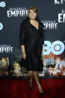 Lorraine Bracco feet photo thumbnail