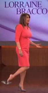 Lorraine Bracco feet photo thumbnail
