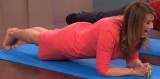 Lorraine Bracco feet photo thumbnail