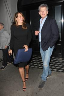 Lorraine Bracco feet photo thumbnail