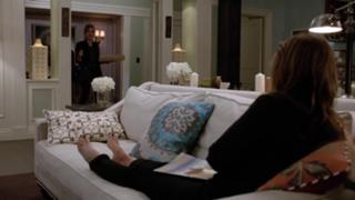 Lorraine Bracco feet photo thumbnail