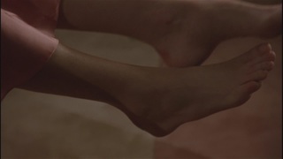 Lorraine Bracco feet photo thumbnail