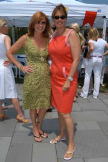 Lorraine Bracco feet photo thumbnail