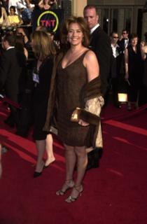 Lorraine Bracco feet photo thumbnail