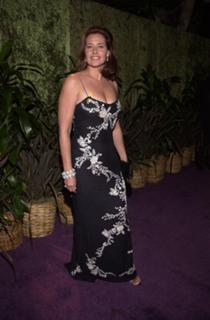 Lorraine Bracco feet photo thumbnail