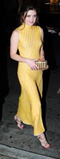 Lorraine Nicholson feet photo 8