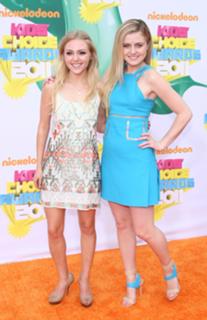 Lorraine Nicholson feet photo 17
