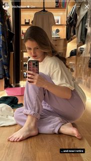 Lorraine Nicholson feet photo 2
