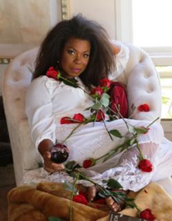Lorraine Toussaint feet photo 9