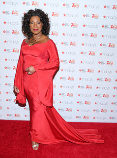 Lorraine Toussaint feet photo 7
