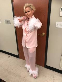 Lorrie Morgan feet photo 18