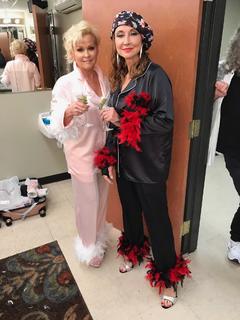 Lorrie Morgan feet photo 17