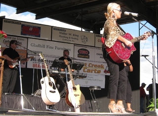 Lorrie Morgan feet photo 8