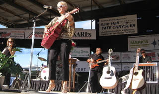 Lorrie Morgan feet photo 19