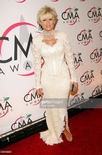 Lorrie Morgan feet photo 13