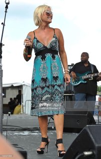 Lorrie Morgan feet photo 12