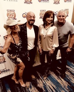 Lorrie Morgan feet photo 7