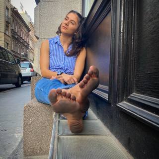 Loser Ana feet photo 4