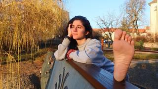 Loser Ana feet photo 3