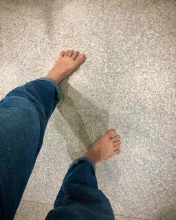 Loser Ana feet photo 5
