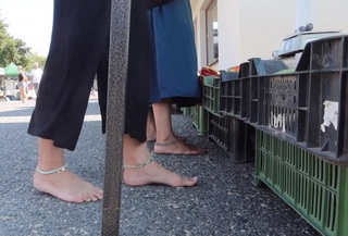 Loser Ana feet photo 3