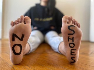 Loser Ana feet photo 6