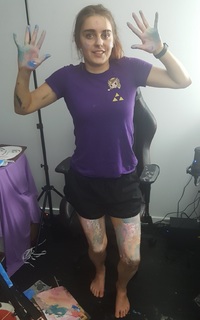 Loserfruit feet photo thumbnail