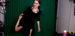 Loserfruit feet photo thumbnail