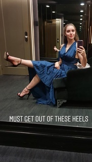Loserfruit feet photo thumbnail