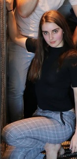 Loserfruit feet photo thumbnail