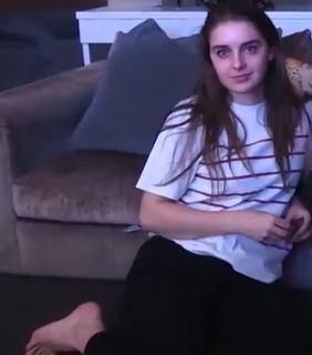 Loserfruit feet photo thumbnail