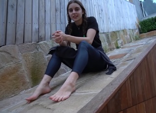 Loserfruit feet photo thumbnail