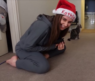 Loserfruit feet photo thumbnail