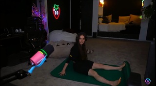 Loserfruit feet photo thumbnail