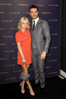 Lottie Moss feet photo thumbnail