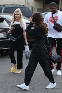 Lottie Moss feet photo thumbnail