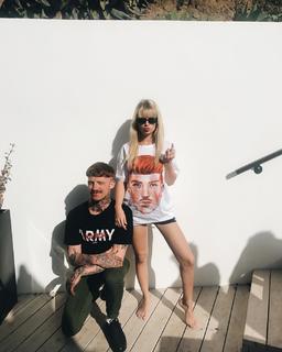 Lottie Moss feet photo thumbnail