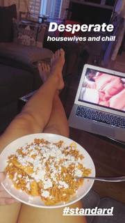 Lottie Moss feet photo thumbnail