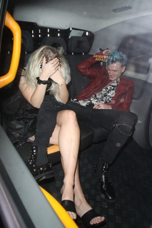 Lottie Moss feet photo thumbnail